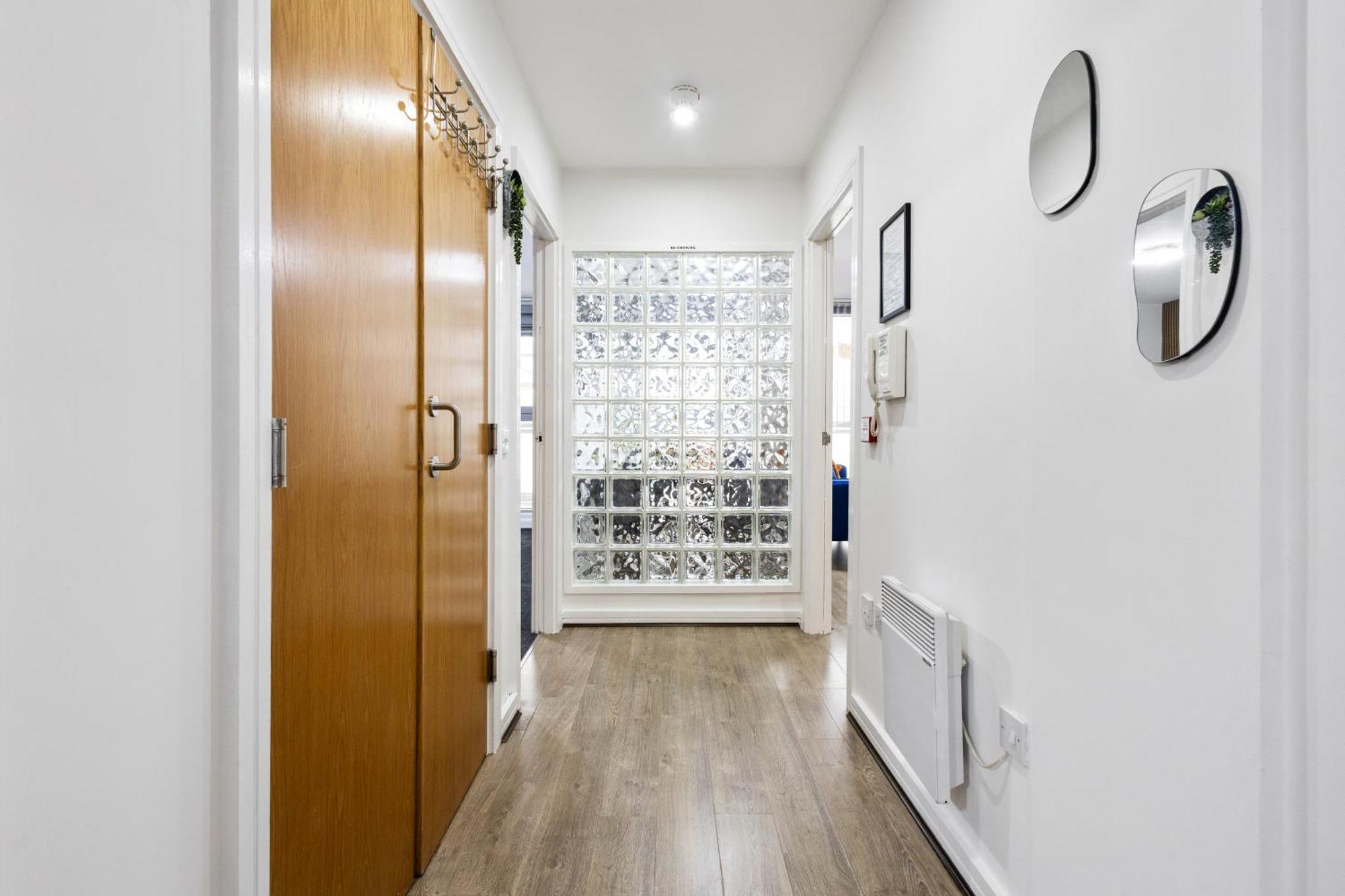 Bullring Lux Suite, New Street Free Netflix - Free Secure Parking- Sleeps 6 Birmingham Eksteriør billede
